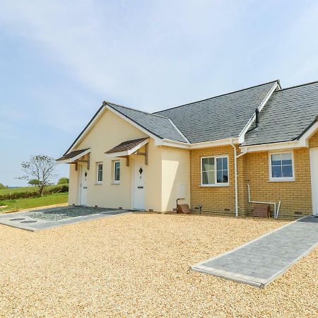 5 Yarmouth Cottages Freshwater Εξωτερικό φωτογραφία