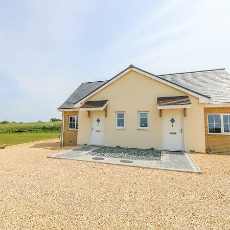 5 Yarmouth Cottages Freshwater Εξωτερικό φωτογραφία