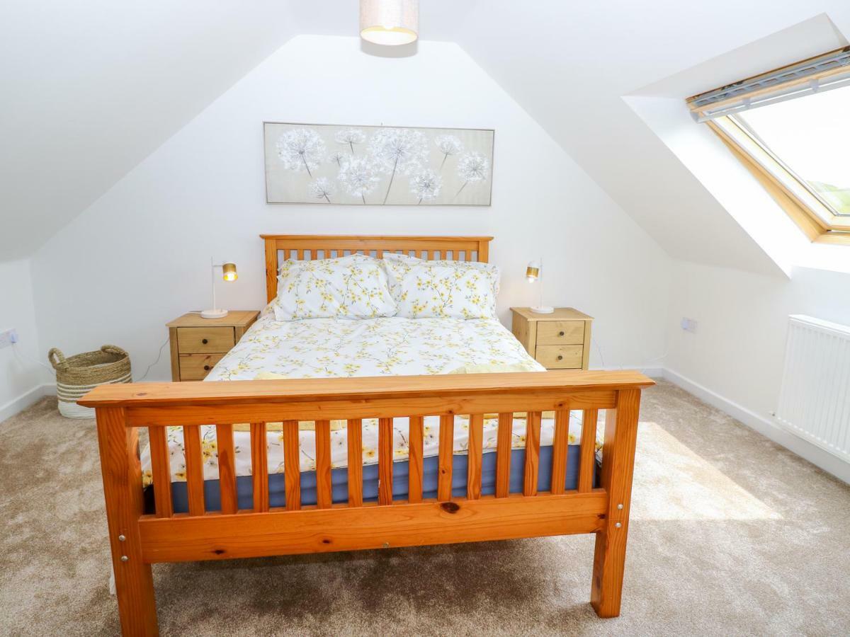 5 Yarmouth Cottages Freshwater Εξωτερικό φωτογραφία