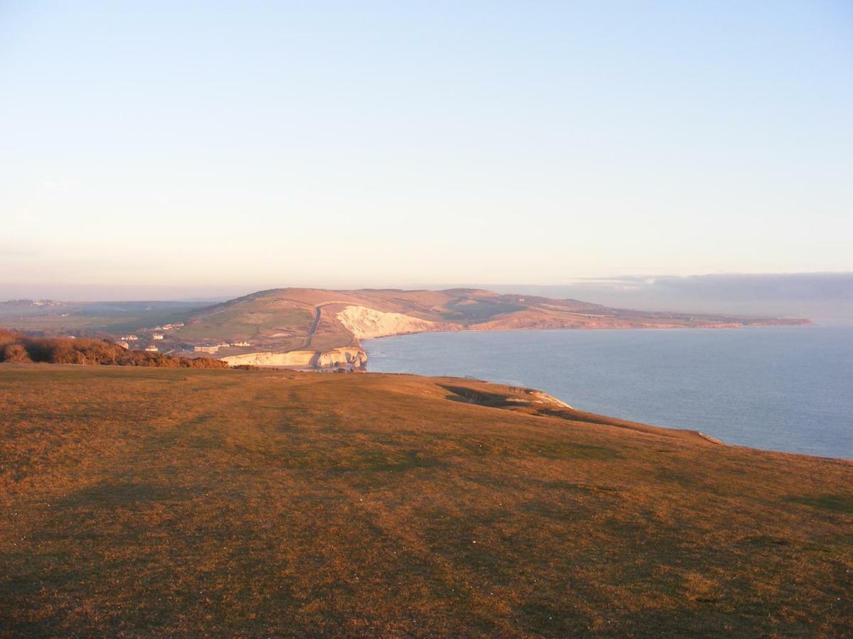 5 Yarmouth Cottages Freshwater Εξωτερικό φωτογραφία