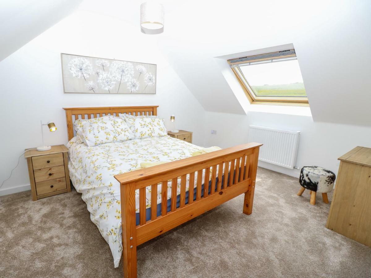 5 Yarmouth Cottages Freshwater Εξωτερικό φωτογραφία