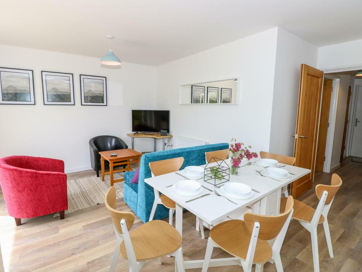 5 Yarmouth Cottages Freshwater Εξωτερικό φωτογραφία